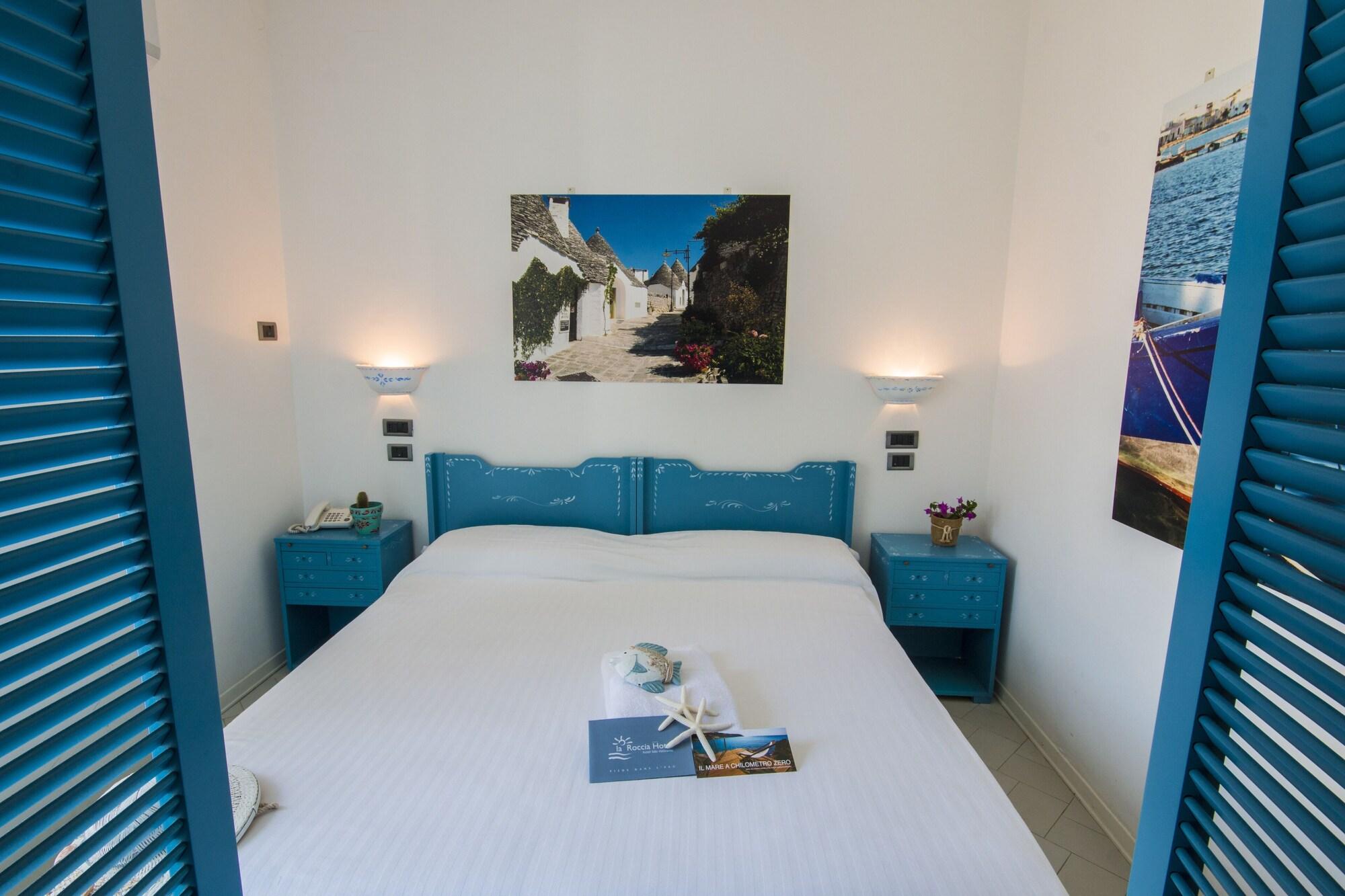 Hotel La Roccia Castro  Exterior photo